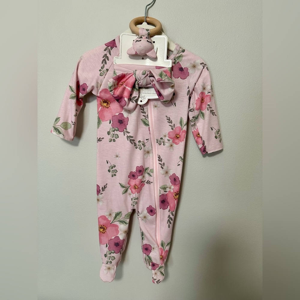 Baby Girl Sleeper with Headband and Rattle